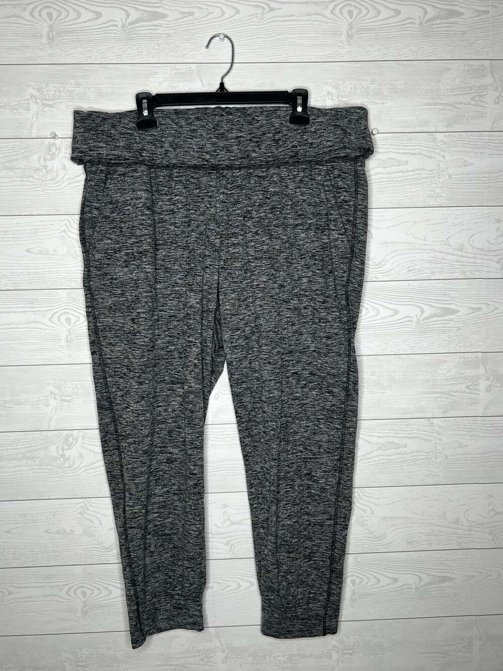 Xersion Heathered Grey High-Rise Athleisure Athletic joggers Size 0X